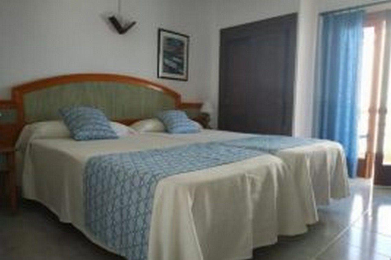 Hotel Martorell By Mhr Colonia de Sant Jordi Ngoại thất bức ảnh