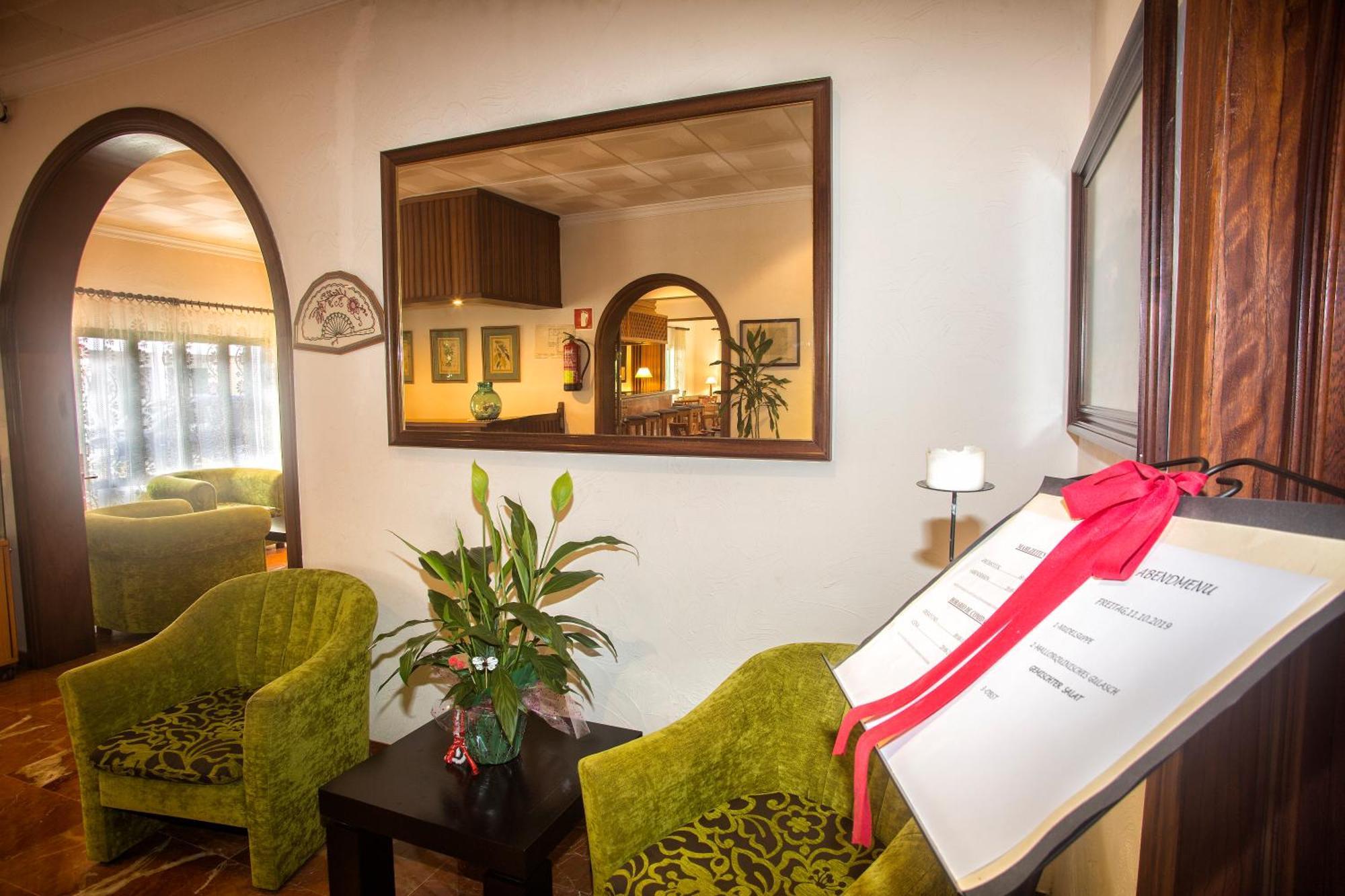 Hotel Martorell By Mhr Colonia de Sant Jordi Ngoại thất bức ảnh