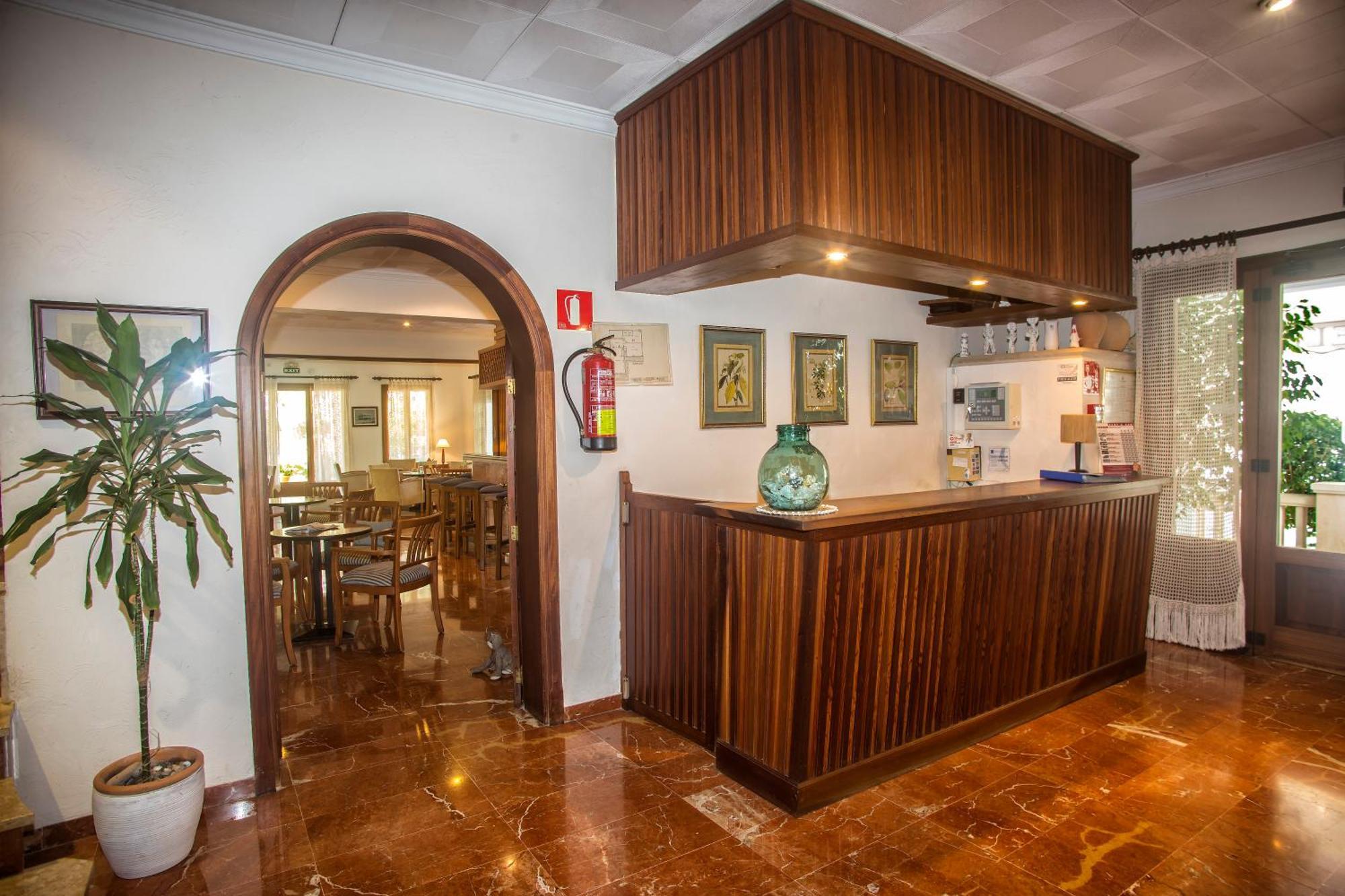 Hotel Martorell By Mhr Colonia de Sant Jordi Ngoại thất bức ảnh