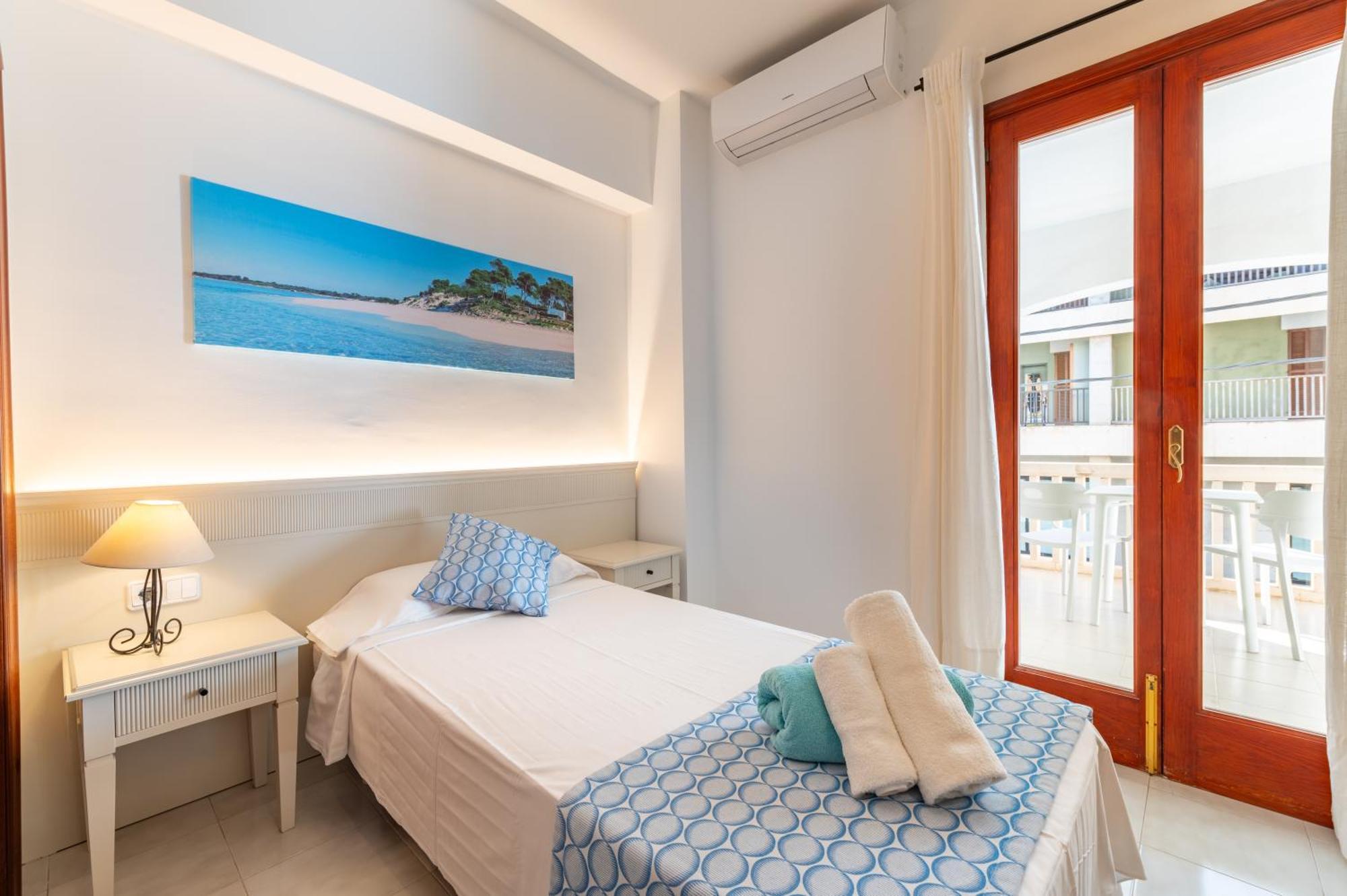 Hotel Martorell By Mhr Colonia de Sant Jordi Ngoại thất bức ảnh