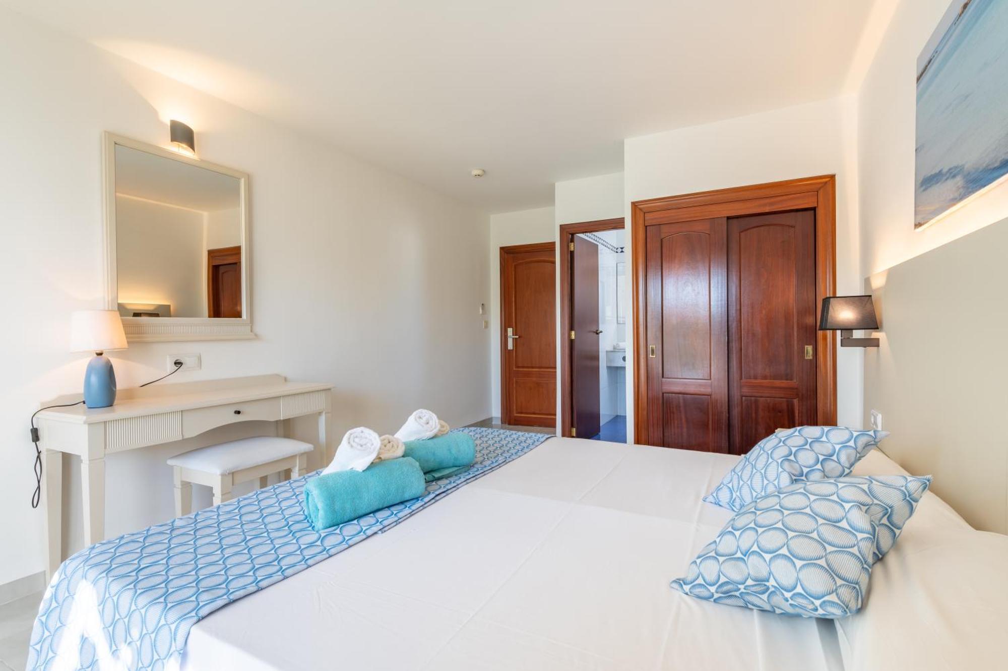 Hotel Martorell By Mhr Colonia de Sant Jordi Ngoại thất bức ảnh