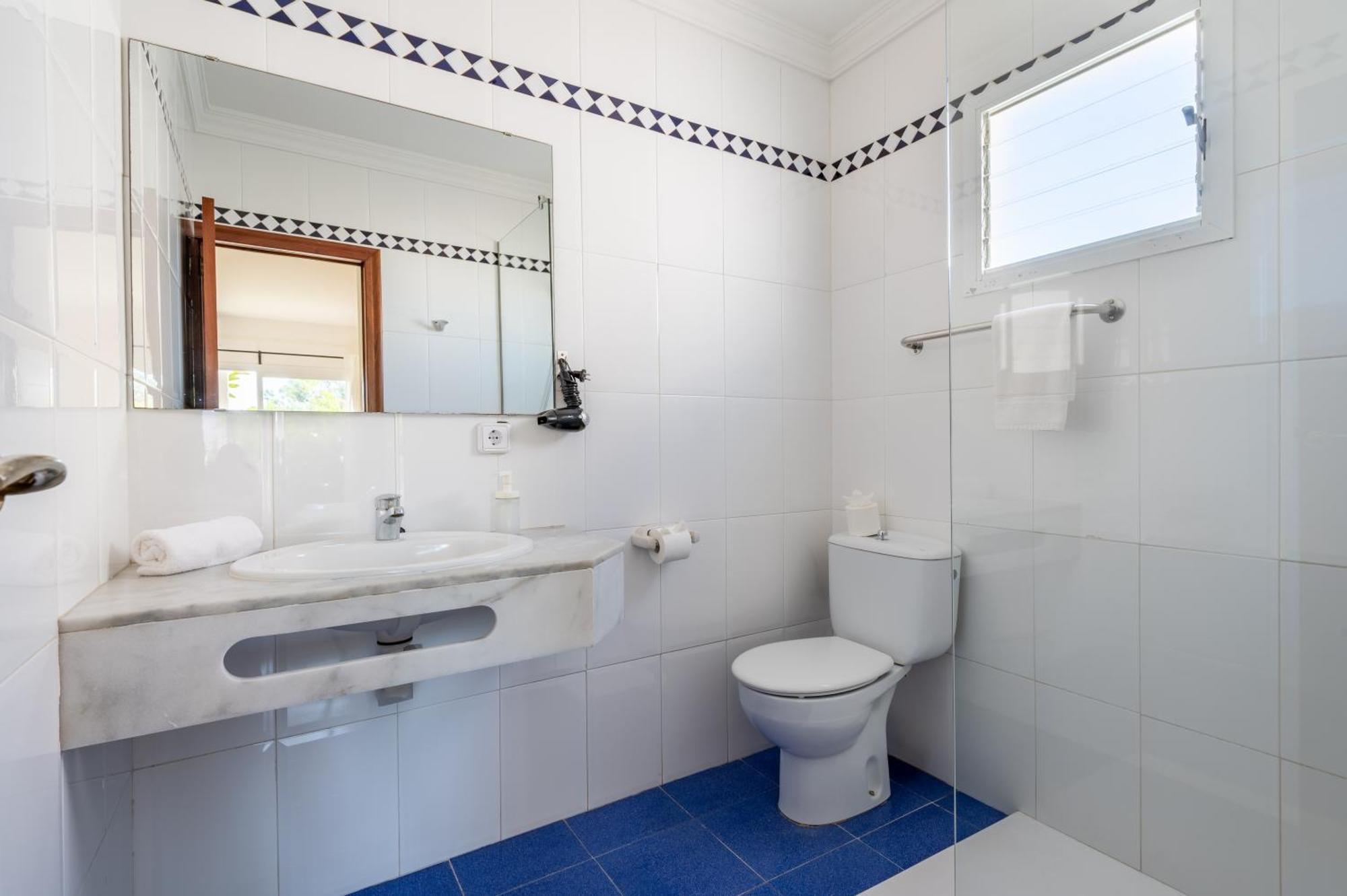 Hotel Martorell By Mhr Colonia de Sant Jordi Ngoại thất bức ảnh